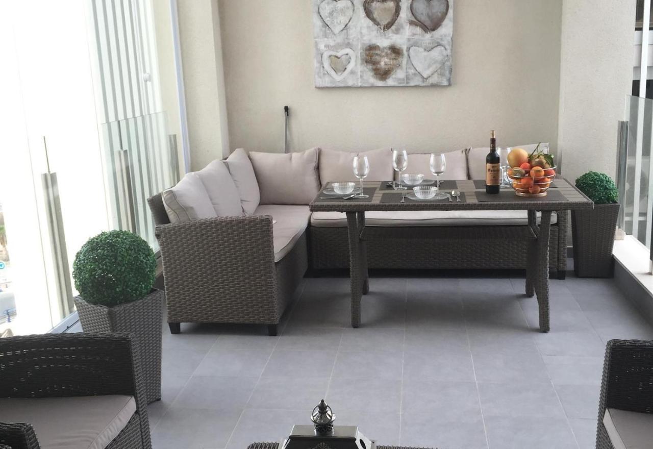 Luxury Suite Apartment Torrevieja Ngoại thất bức ảnh